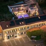 Robida & Hotel