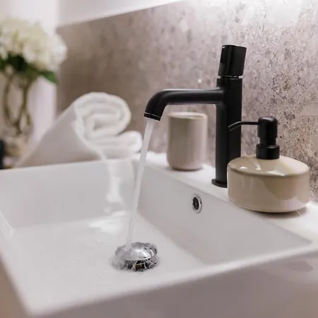 Robida & * Črni Kal