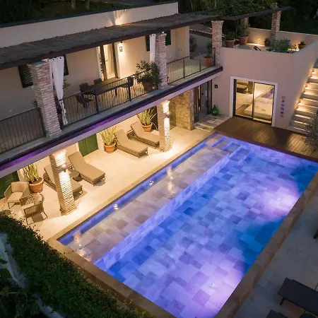 Robida & * Črni Kal