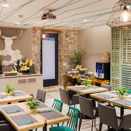 Robida & Szálloda *